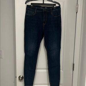 Women’s old navy skinny jeans